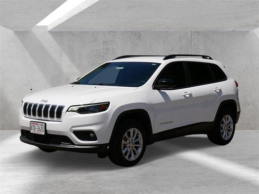2022 Jeep Cherokee Latitude Lux