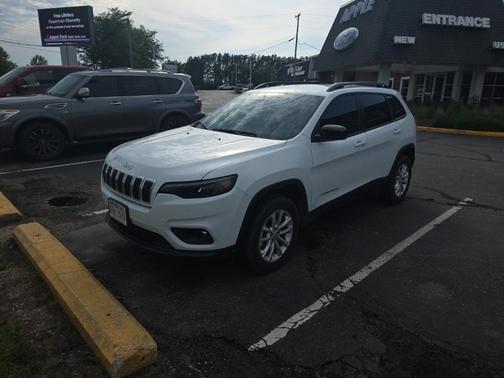 2022 Jeep Cherokee Latitude Lux