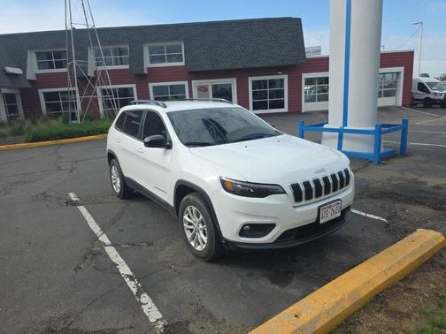 2022 Jeep Cherokee Latitude Lux