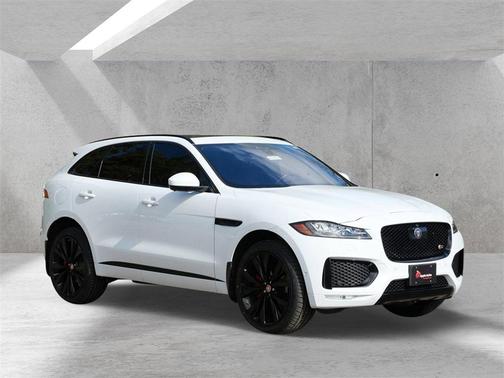 2019 Jaguar F-PACE S