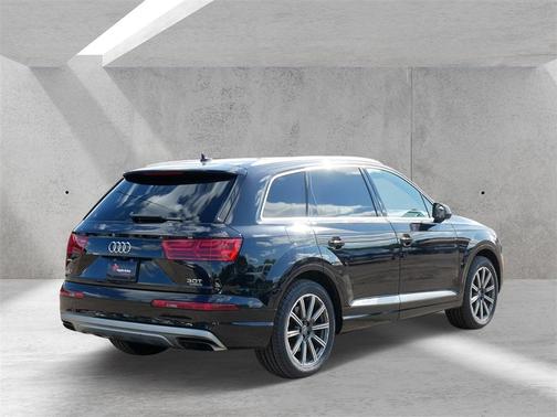 2017 Audi Q7 3.0T Premium Plus