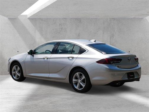 2018 Buick Regal Sportback Preferred