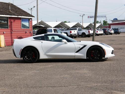 Arctic White 2016 Chevrolet Corvette Stingray Z51