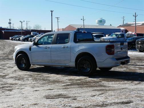 2026 Ford Maverick Lobo Standard