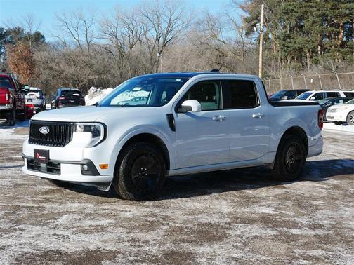 2026 Ford Maverick Lobo Standard