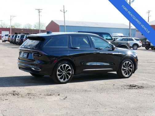 Black Metallic 2024 Lincoln Nautilus Reserve