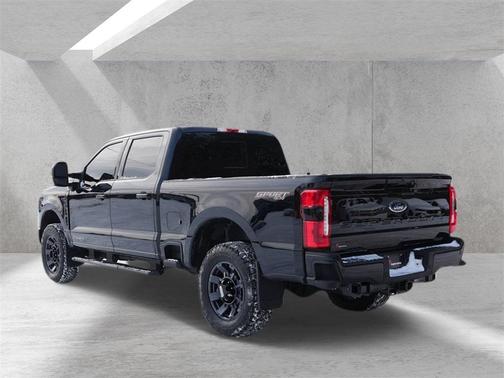 2024 Ford F-350 Lariat Super Duty