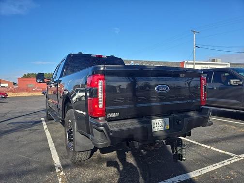 2024 Ford F-350 Lariat Super Duty