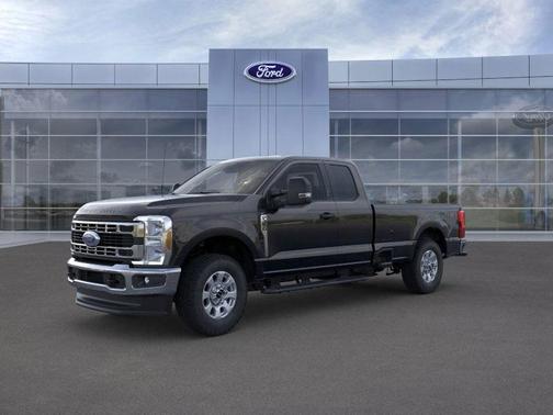 2025 Ford F-350 XLT