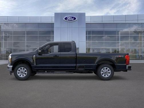 2025 Ford F-350 XLT