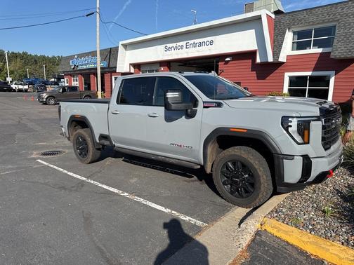 2025 GMC Sierra 3500 AT4