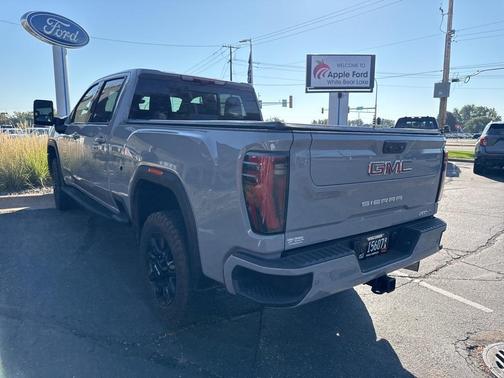2025 GMC Sierra 3500 AT4