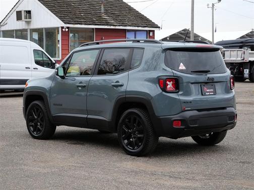 2017 Jeep Renegade Altitude