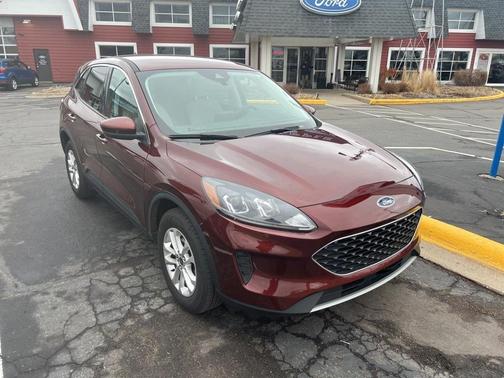 2021 Ford Escape SE