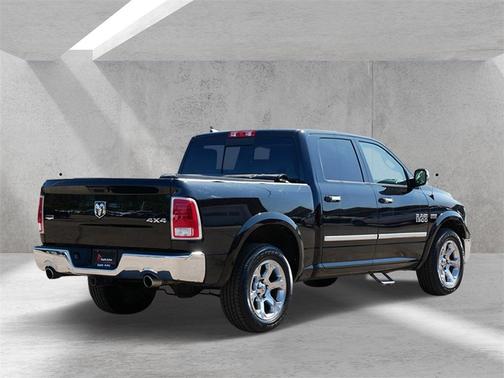 2015 RAM 1500 Laramie
