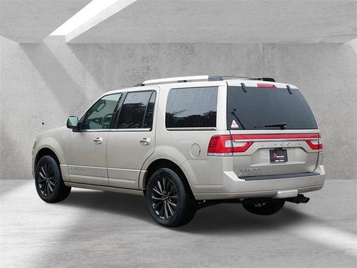 2017 Lincoln Navigator Select