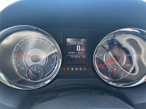 2014 Chrysler Town & Country Touring-L