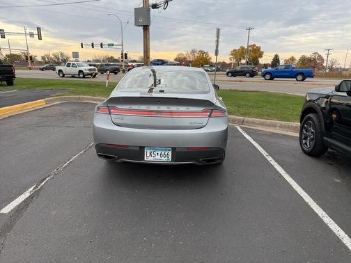 2020 Lincoln MKZ Standard