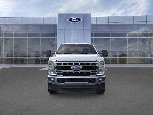 2025 Ford F-350 XLT