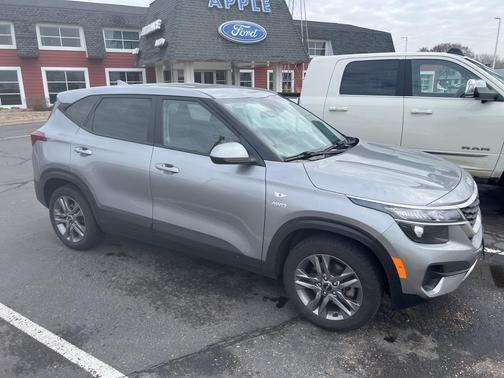 2022 Kia Seltos LX