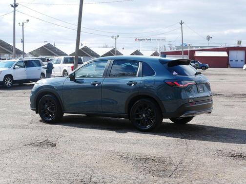 Pearl 2024 Honda HR-V Sport