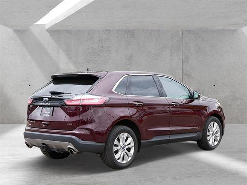 2021 Ford Edge Titanium