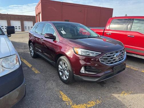 2021 Ford Edge Titanium