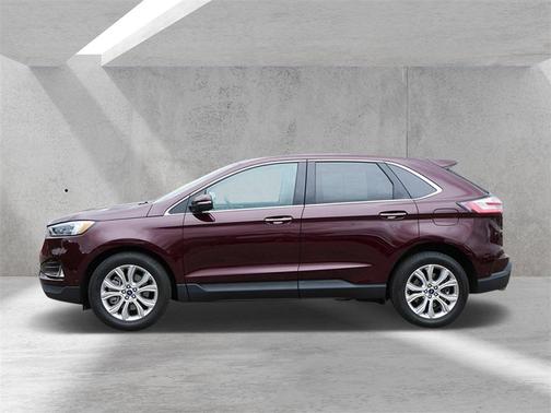 2021 Ford Edge Titanium