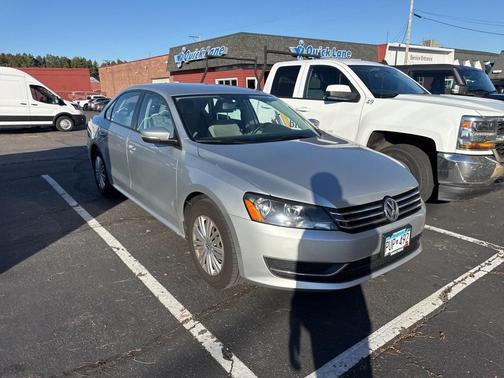 2014 Volkswagen Passat 2.5L S