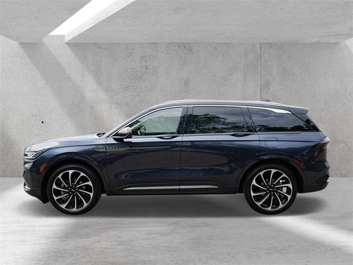 2024 Lincoln Nautilus Black Label