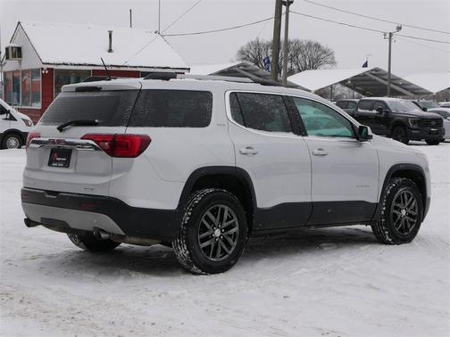 2019 GMC Acadia SLT-1