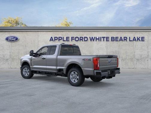 2026 Ford F-350 XLT