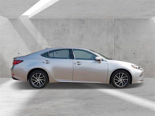 2017 Lexus ES 350 Base