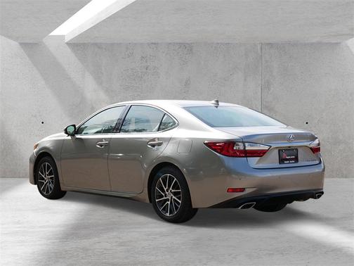 2017 Lexus ES 350 Base