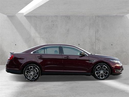 2018 Ford Taurus SHO