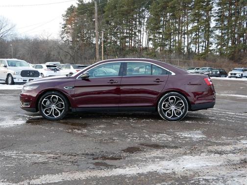 2018 Ford Taurus SHO