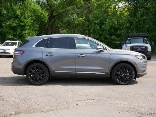 2023 Lincoln Nautilus Reserve