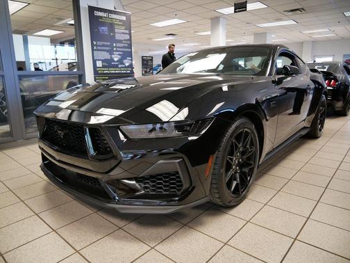 Shadow 2026 Ford Mustang GT