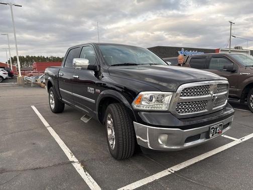 2015 RAM 1500 Laramie