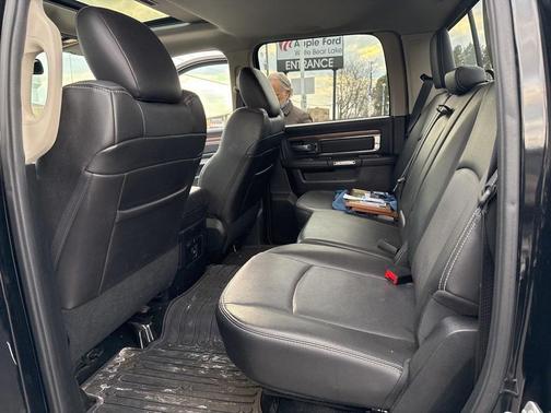 2015 RAM 1500 Laramie