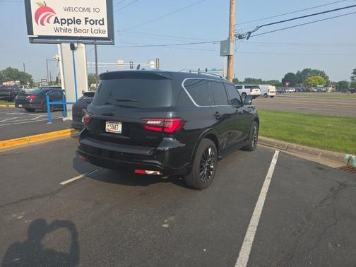 2023 INFINITI QX80 SENSORY