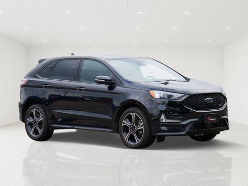Black Metallic 2021 Ford Edge ST