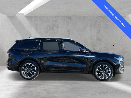 2025 Lincoln Nautilus Reserve