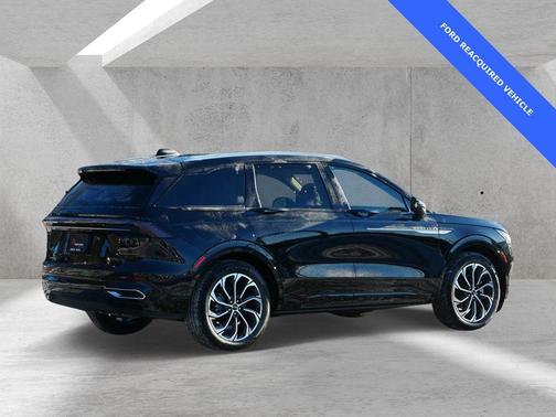 2025 Lincoln Nautilus Reserve