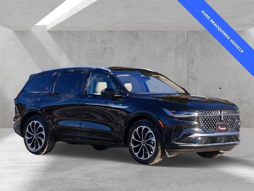 2025 Lincoln Nautilus Reserve