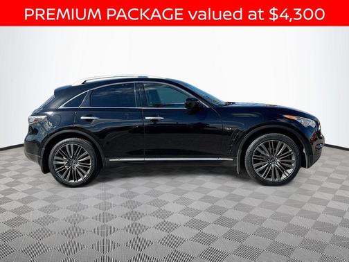 2017 INFINITI QX70 Base