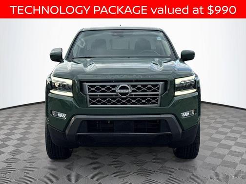 2024 Nissan Frontier SL