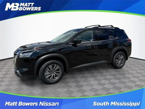 2025 Nissan Pathfinder SV