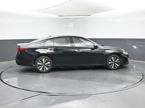 2022 Nissan Altima 2.5 SL