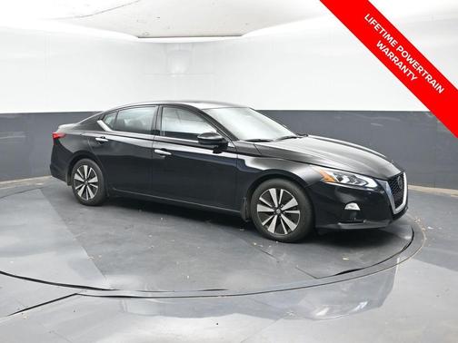 2022 Nissan Altima 2.5 SL